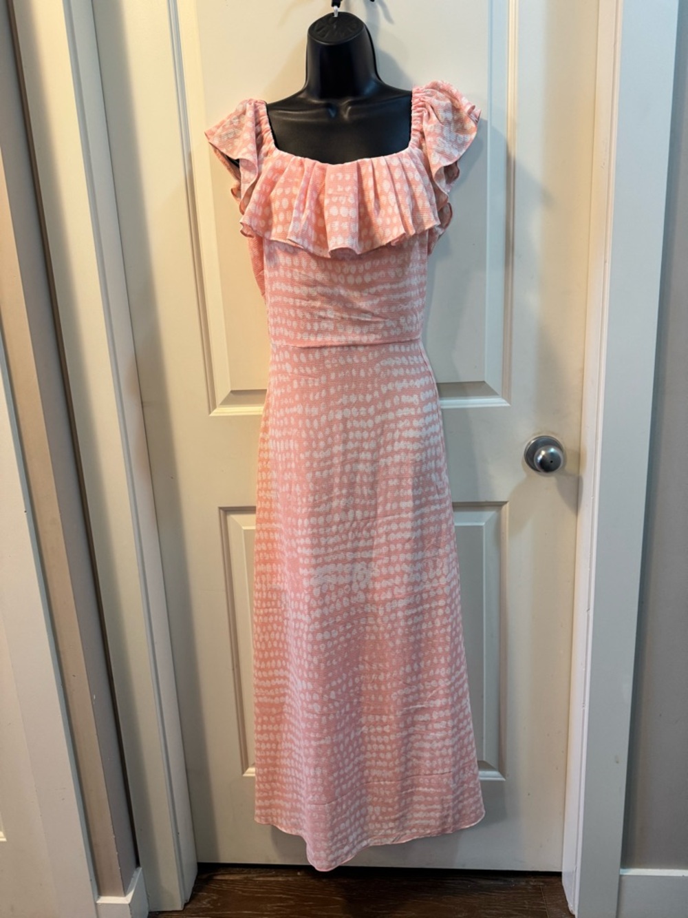 BCBG Paris Peach & White Spotted Ruffle Dress - Size Large - Wedding/Garden/Day - Picture 9 of 12